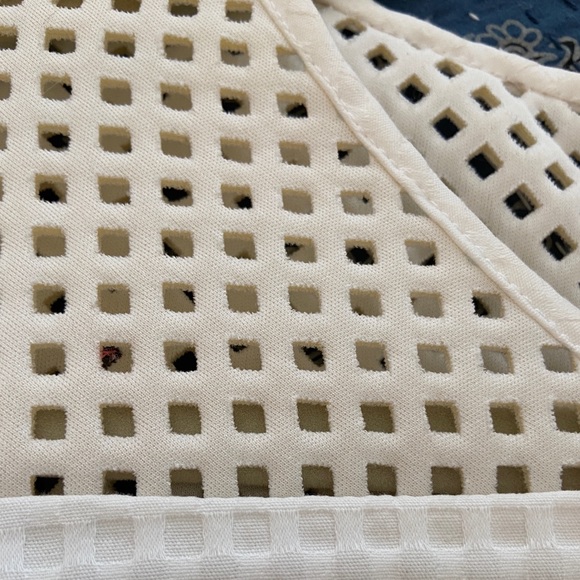 Knee Length Dress (Sz 6) - Picture 2 of 11